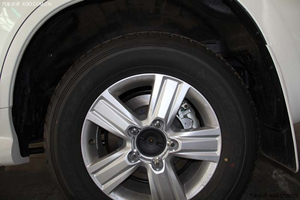 2014款丰田酷路泽5700 天津现车价格大跳水优惠中