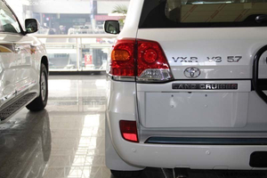 2014款丰田酷路泽5700 天津现车价格大跳水优惠中