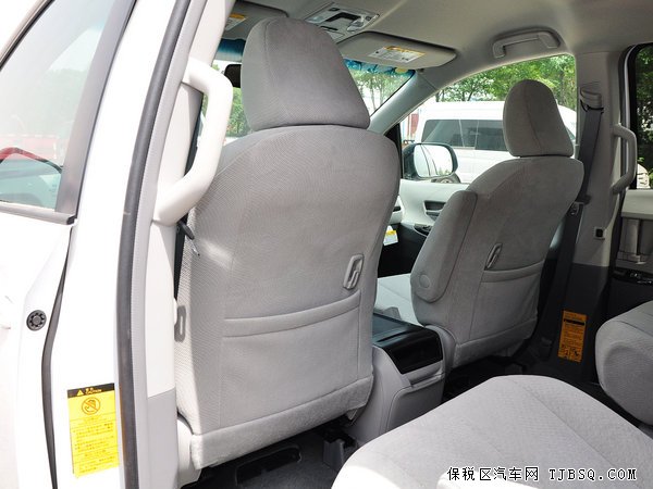 2014款丰田塞纳持续特惠 现车再掀低价折扣风潮