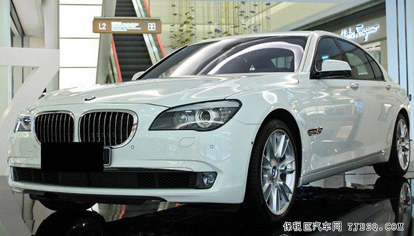 宝马7系限量钜惠抛售 现车年末再掀狂惠风暴