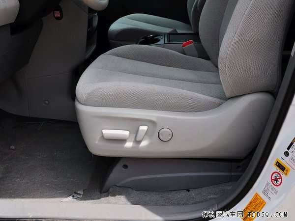 2014款丰田塞纳3.5四驱版商务车 商家促销底价特卖