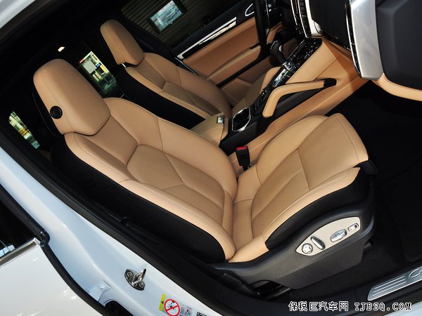 2015款保时捷卡宴现车倾售 全新卡宴节日特惠促