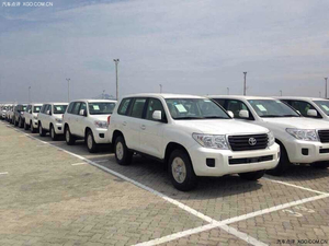 2014款中东版丰田兰德酷路泽4000 促销低价逆袭