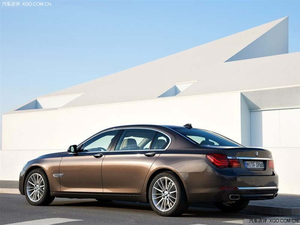 宝马7系现车到店 现车庆元旦最高优惠倾城巨献