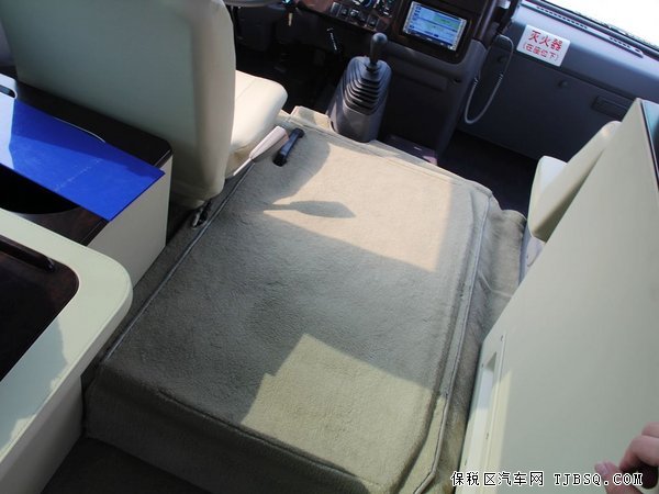 日产碧莲特惠10万 现车尼桑碧莲多功能商务型