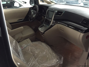 2015款丰田埃尔法底价钜惠 至尊品质靓丽来袭