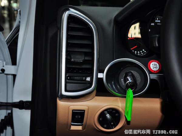 2015款保时捷卡宴 现车特惠新气象新年卡宴专场