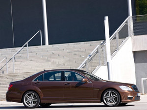 奔驰S65AMG报价299.8万 现车年底促销送礼包