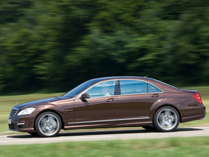 奔驰S65AMG报价299.8万 现车年底促销送礼包