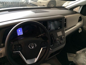 2015款丰田塞纳商务车 经典座驾现车底价热卖