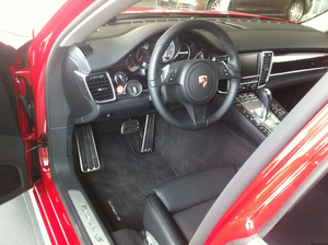 保时捷panamera优惠 帕纳梅拉现车让利清仓