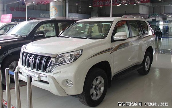 2015款丰田霸道2700中东版 修美于内强悍于外