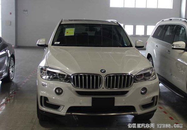 宝马X5现车凸显王者风范 15年再创夺目新低