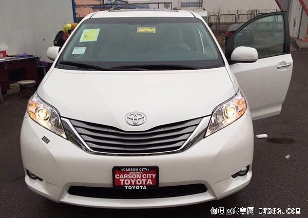 2015款丰田塞纳XLE版 现车高档真皮座椅显高贵