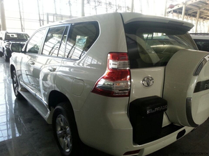 丰田霸道2700超值爆款 中东现车热卖享勇猛SUV