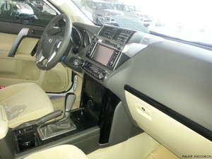 丰田霸道2700超值爆款 中东现车热卖享勇猛SUV