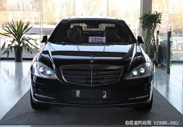 奔驰S级全系到店促销 全系现车惊喜优惠让利