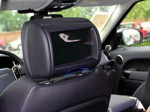 路虎揽胜运动版港口现车 携手辉煌价值新体验