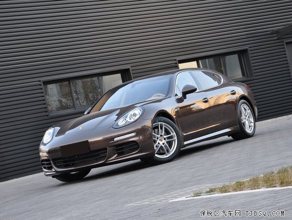 新款保时捷帕拉梅拉 天津现车惊喜大减价