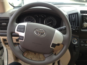 丰田酷路泽4000中东现车特卖 丐版震撼让利售