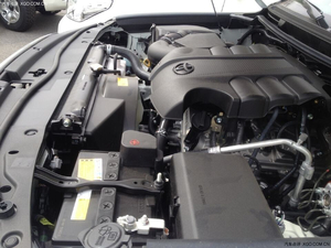 丰田酷路泽4000中东现车特卖 丐版震撼让利售