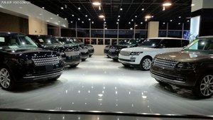 2014款路虎揽胜5.0创世加长版 高雅现车最顶配