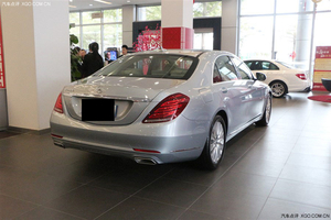 新款奔驰S400L天津现车热卖 现在购车送惊喜