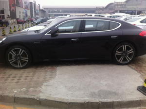 保时捷帕纳梅拉优惠充足 港口现车促销热卖