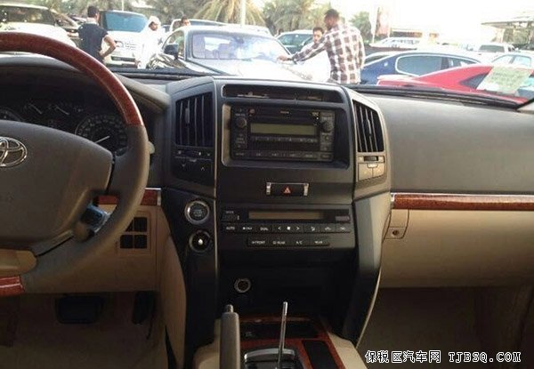 2015款丰田酷路泽4000让利 中东版优惠最低价