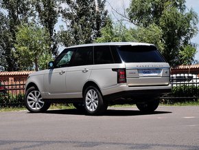 卢克索灰银揽胜行政3.0T现车 柴油路虎低报价