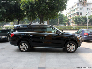 奔驰GL350限量现车特价中 省心省油当属GL级