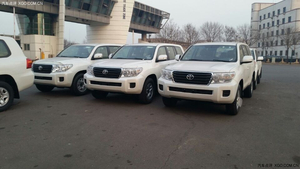 中东版丰田酷路泽4000 现车畅享降价大酬宾