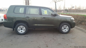 中东版丰田酷路泽4000 现车畅享降价大酬宾