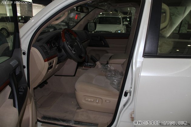 丰田酷路泽4000中东版现车 新年新款经典再现