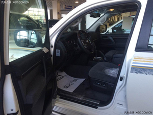 2014款丰田酷路泽4.0 中东版现车最低价热卖