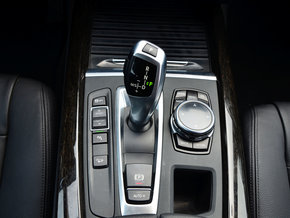 新配M版宝马X5 运动包现车升级享超值M包精配X5