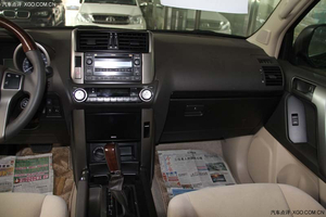 丰田霸道2700中东版天津现车 年前沸腾优惠价