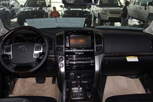 2014款丰田兰德酷路泽5700 商家新春限时促销