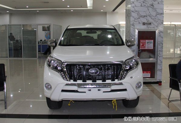 2015款丰田霸道2700回馈价 中东版高品年底鼎献