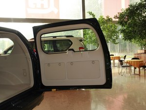 丰田霸道2.7L中东版现车 霸道2700低价提现