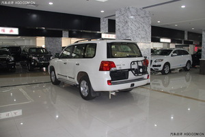 丰田酷路泽4000中东版超强性能 最实价震嗨全城