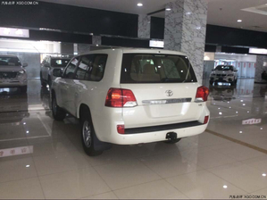 丰田酷路泽4000中东版SUV 浓情让利超乎想象