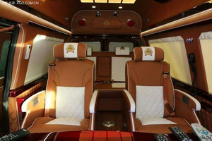 2015款福特E350铂金版现车 移动小宫殿冲低价