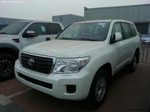 2015款丰田酷路泽4000 中东版周末惊喜促销价