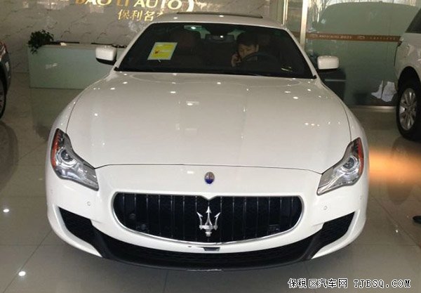 四驱玛莎拉蒂总裁现车 银色卡钳玛莎拉蒂运动型