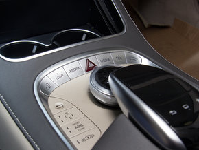 迈巴赫S600现车低价攻略 旗舰S级独降600奢华