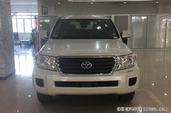 2015款酷路泽4000中东版现车到店 迎新春超低价