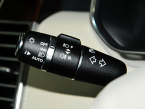 2014款路虎揽胜行政版 现车优惠最后冲刺热卖