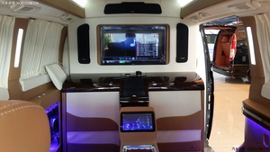 奔驰威霆顶级奢华房车 现车双节连续特惠中