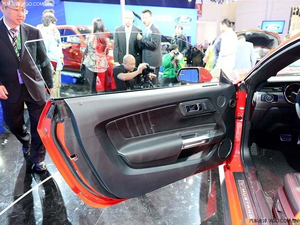 2015款福特野马2.3T超凡超跑 现车底价享强马力